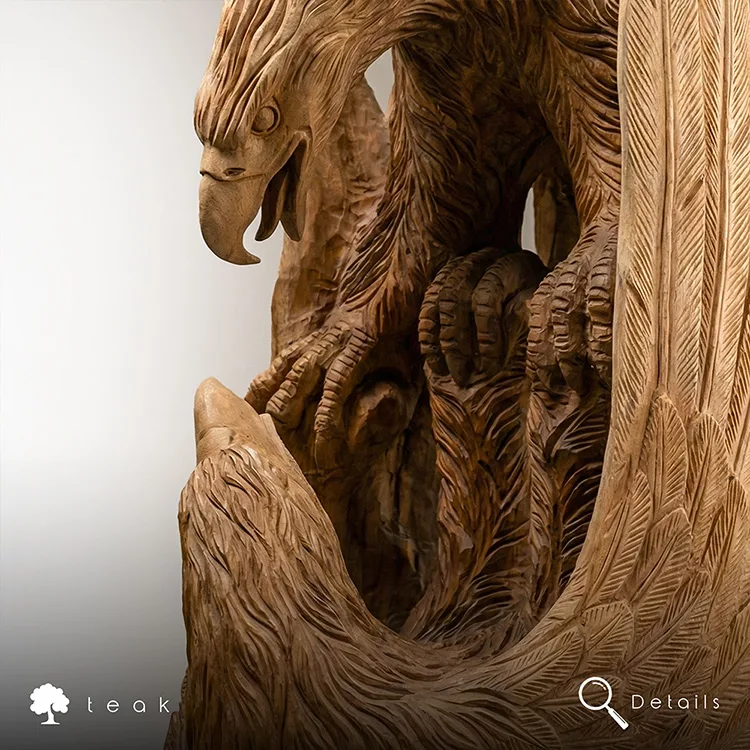 El oyması masif ahşap kartal heykeli pençe ve tüy detayları yakın çekim